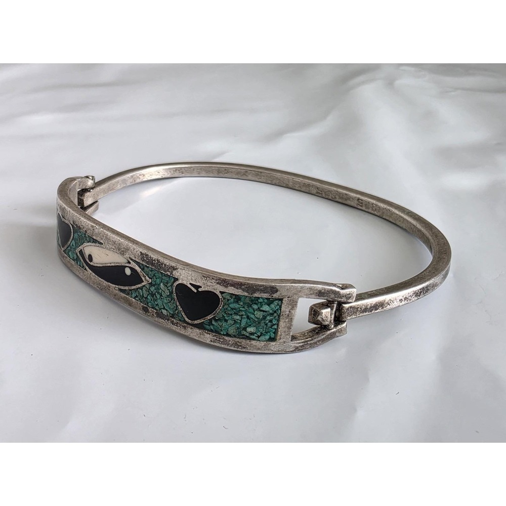 Vintage Mexico 925 Sterling Silver Turquoise Chip Yin Yang Fish Heart Bangle